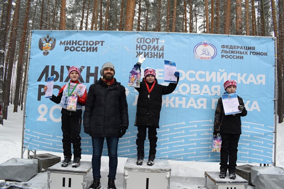 Ивановцы вышли на старт «Лыжни России» целыми семьями